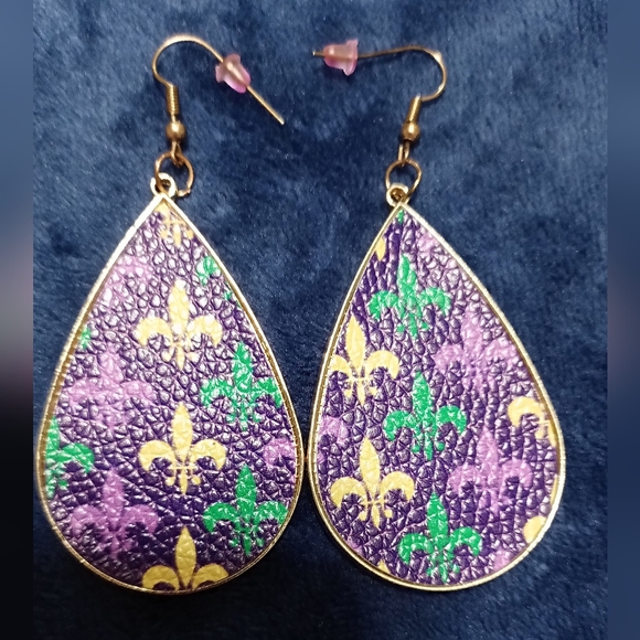 Mardi Gras - Picture 8 of 9